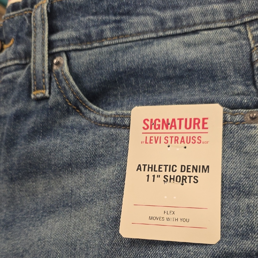 NWT Men's Levi Strauss Signature Athletic Denim Shorts Flex Size 28 (Fits 30x11)